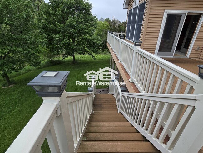Building Photo - 15420 Plumstone Dr