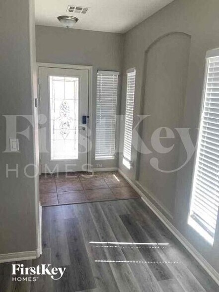 Building Photo - 7633 Morning Water St