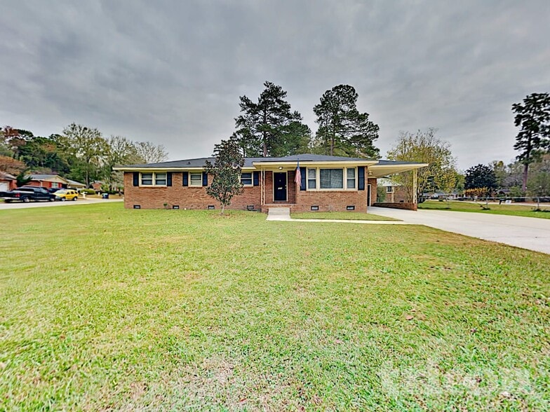 Building Photo - 3213 Woodsen Cir