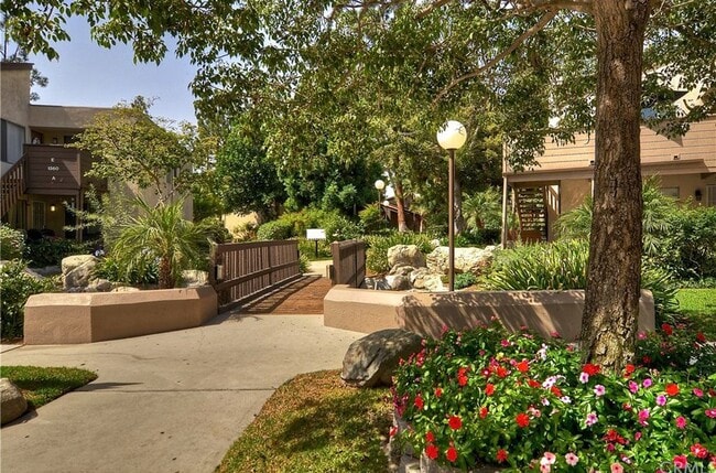 Building Photo - 1270 Cabrillo Park Dr