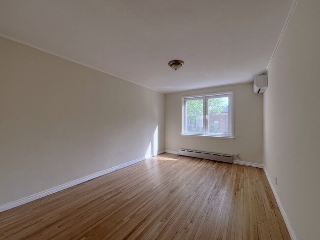 Building Photo - 67-14 Juno St