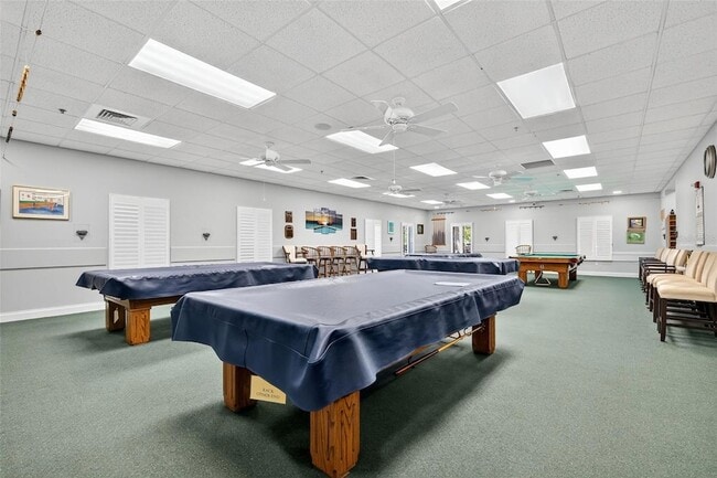 Building Photo - 20846 Queen Alexandra Dr