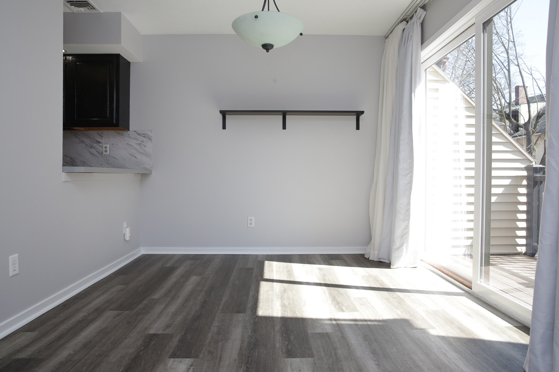 Building Photo - 23 Compton St