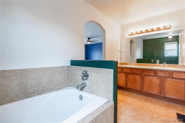 Building Photo - 9264 Sand Myrtle Dr
