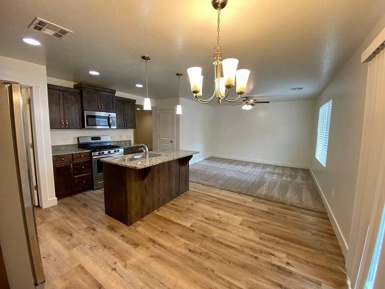 Building Photo - 3862 Chevelle Ln