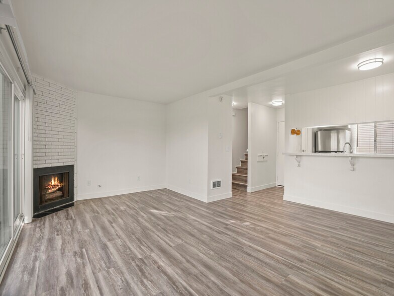 Building Photo - 6374 Caminito Salado