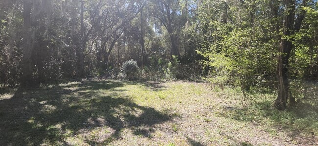 Building Photo - 301 E Bay St