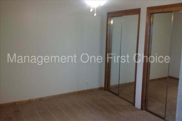 Building Photo - Multi-level home near Offutt AFB