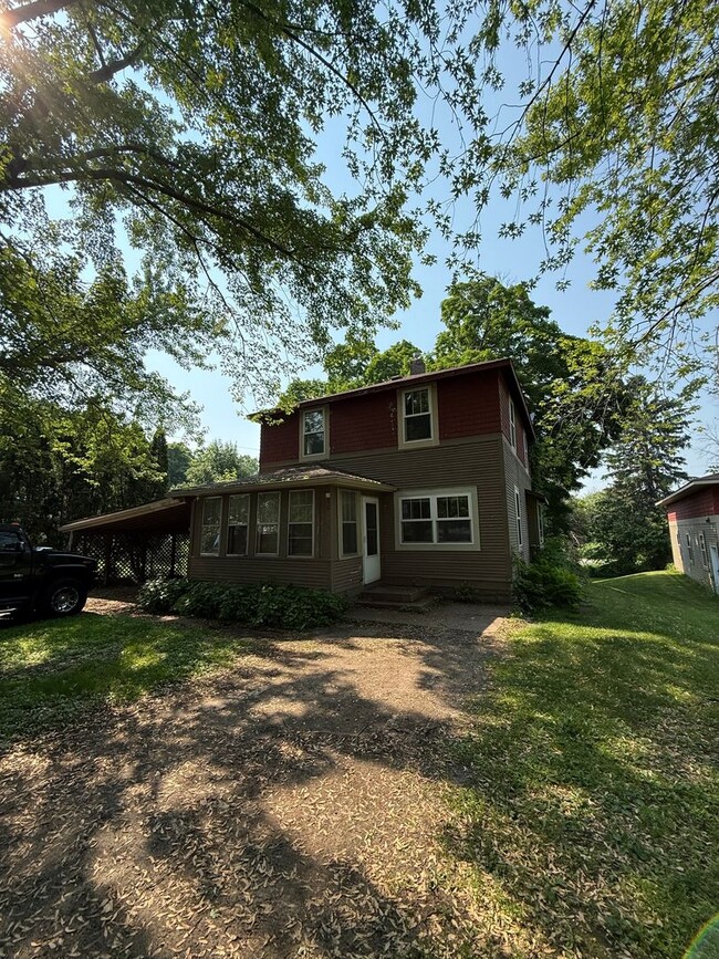 Primary Photo - Charming 3-Bedroom Single Family Home in C...