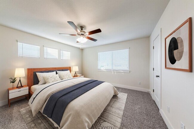 Building Photo - 401 White Steppe Way