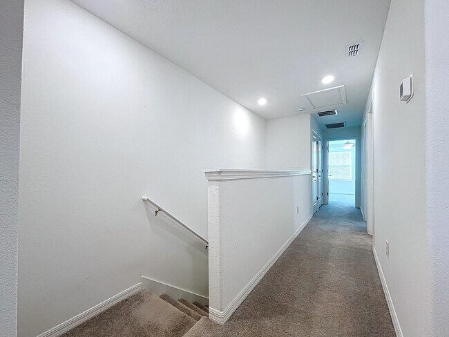 Building Photo - 4724 Tuscan Loon Dr