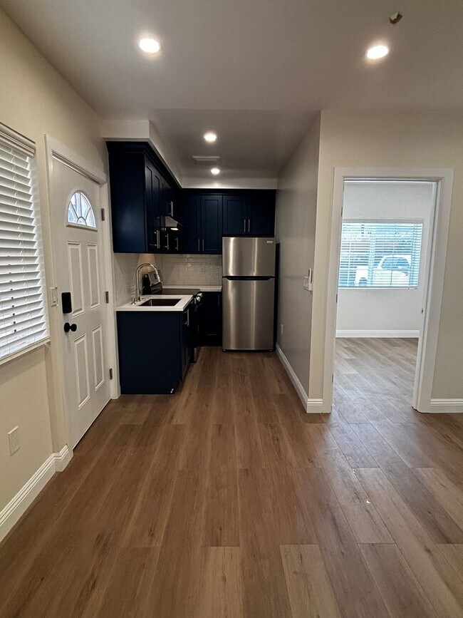 Building Photo - Brand-New Luxury 1 Bedroom, 1 Bathroom ADU for Rent – Alhambra