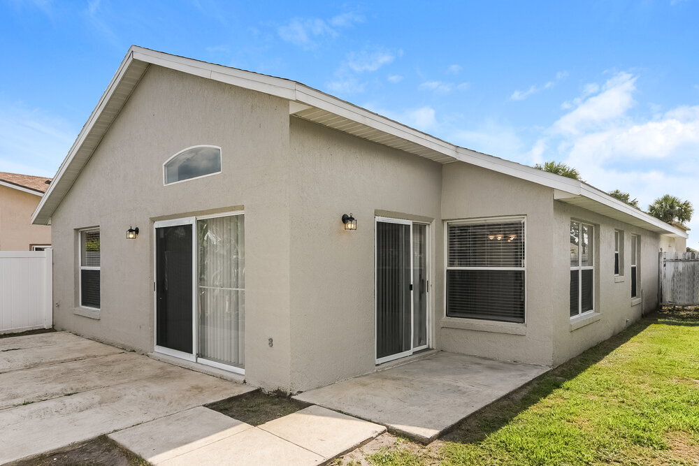 Building Photo - 3235 Brewster Dr