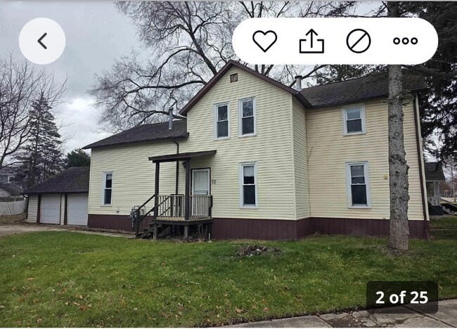 Building Photo - 3232 Court St