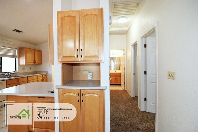 Building Photo - 21906 Chimney Rock Dr