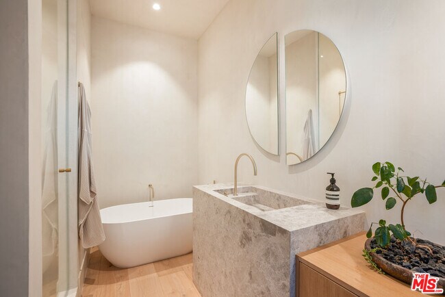 Building Photo - 24824 Pacific Coast Hwy