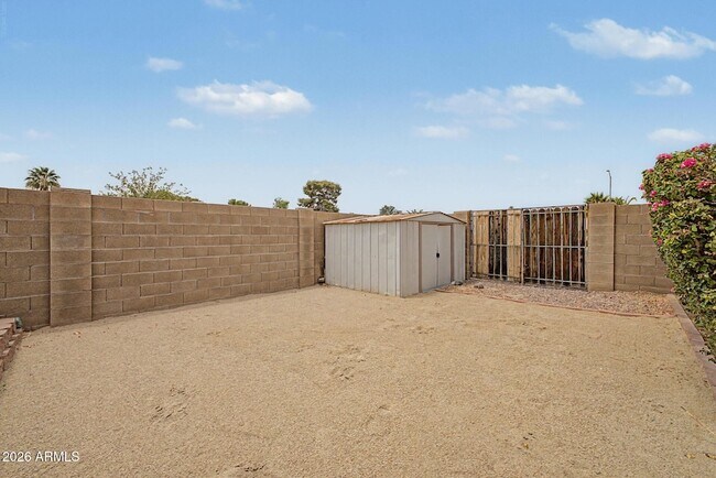 Building Photo - 19003 N 12th Dr