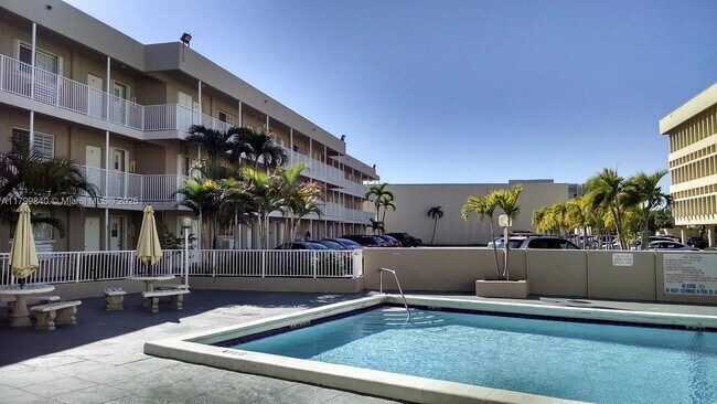 Primary Photo - 6580 Santona St