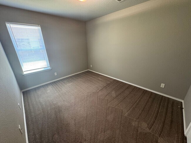 Building Photo - 3807 Ida Dr