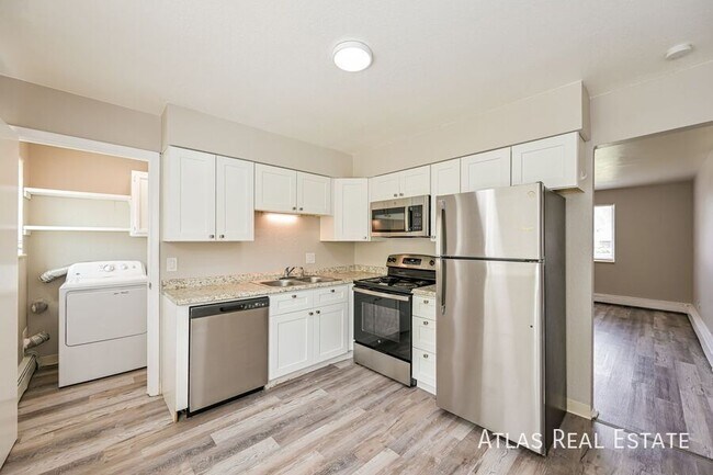 Building Photo - 5703 S Pearl St