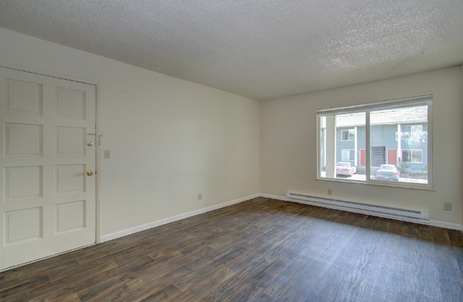 Building Photo - 3102 Harney St