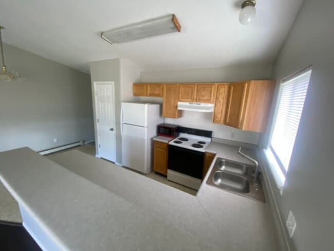 Building Photo - Fruita Living!!