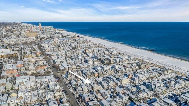 Building Photo - 31 Embury Ave