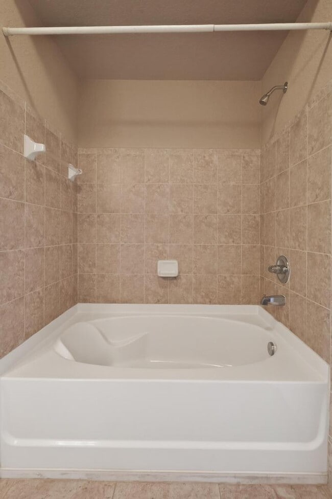 Building Photo - 8539 Gate Pkwy W