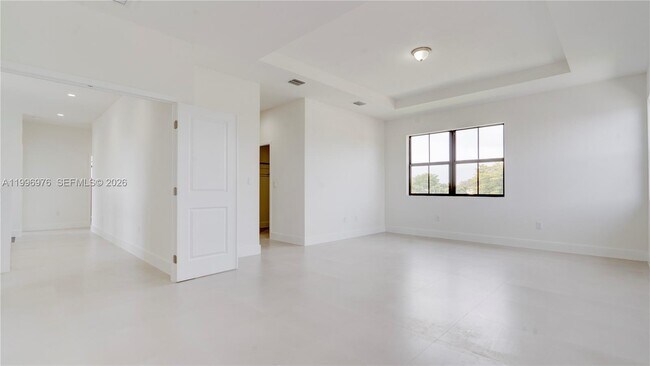 Building Photo - 20930 SW 96th Ct