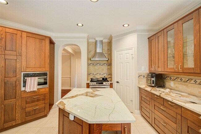 Building Photo - 22315 Claysprings Ln