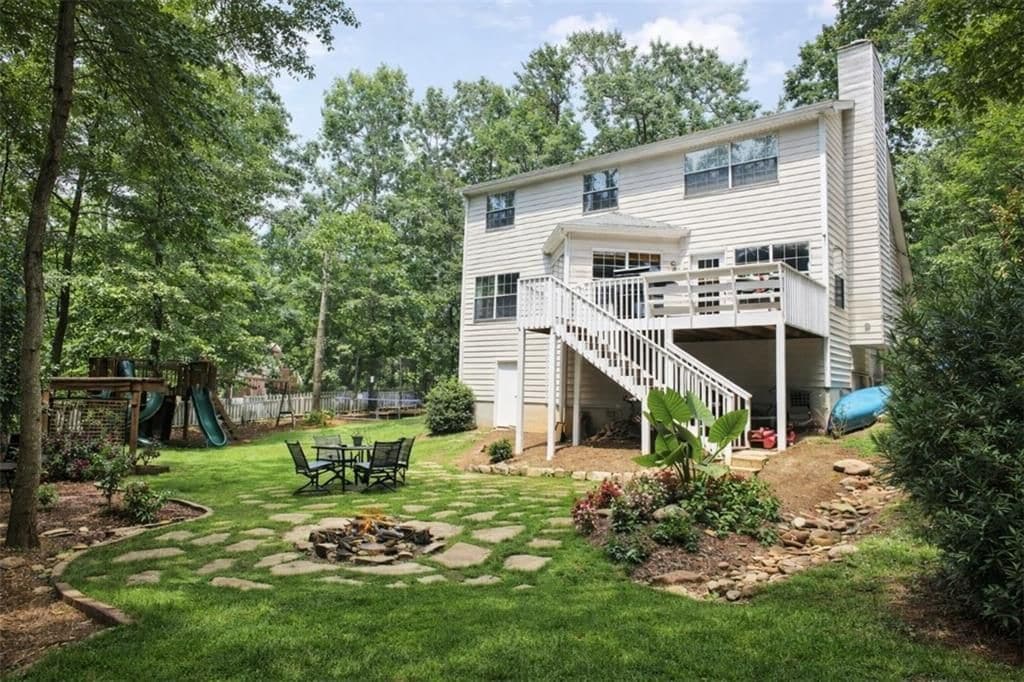 Building Photo - 3310 Southshore Ln