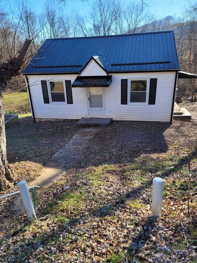 1907 Stultz Rd 1907 Stultz Rd Martinsville VA 24112 Apartment Finder