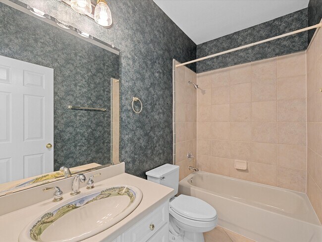 Building Photo - 15318 Beecham Dr