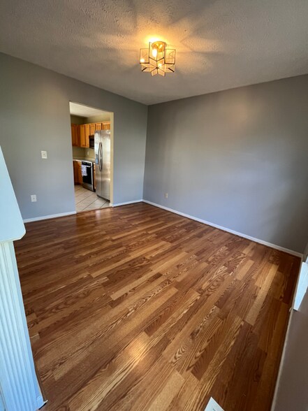 Building Photo - 1337 Inlet Ct