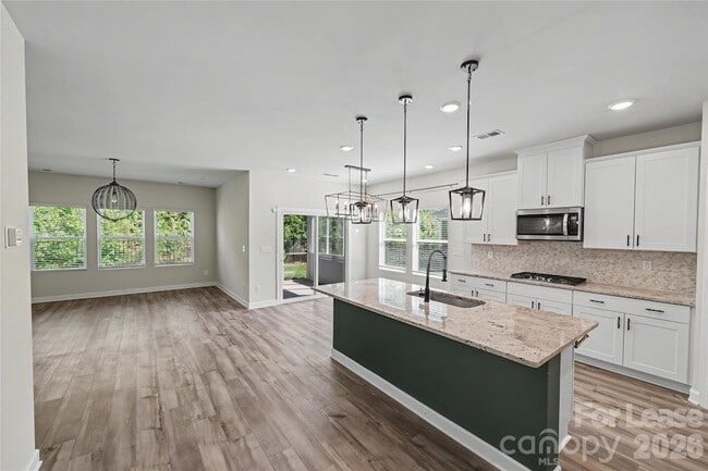 Building Photo - 4513 Duplin Dr