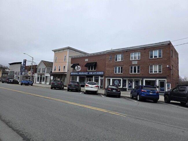 Building Photo - 96 N Main St