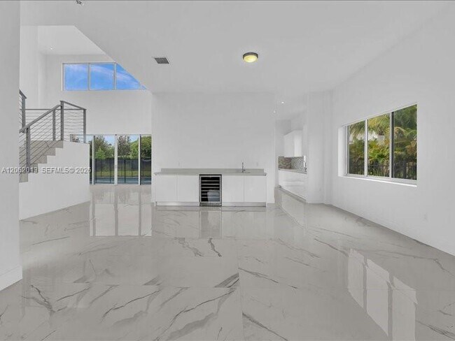Building Photo - 16644 Botaniko Dr N