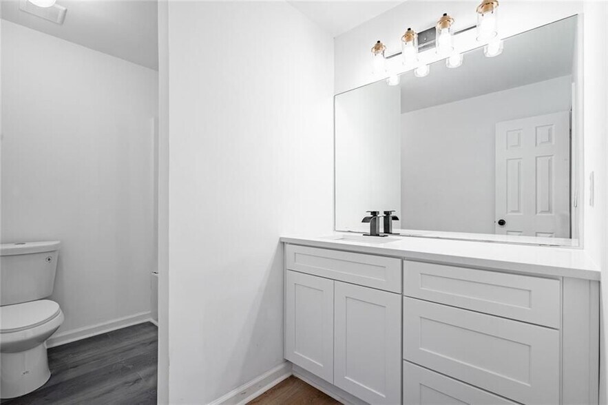 Building Photo - 6006 Colt Ridge Trail SE