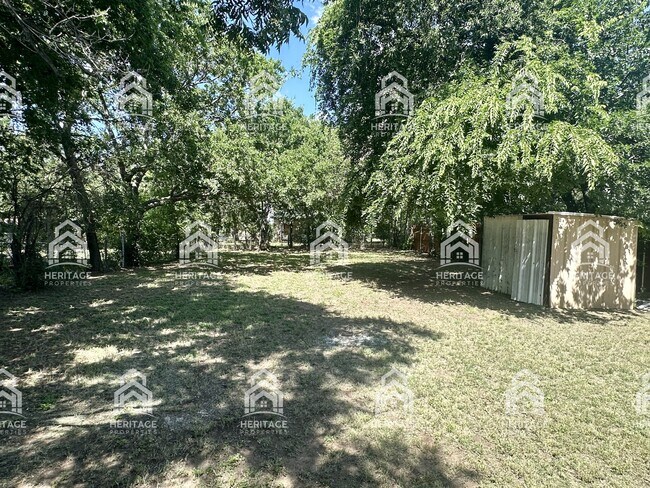 Building Photo - 708 Grayson St