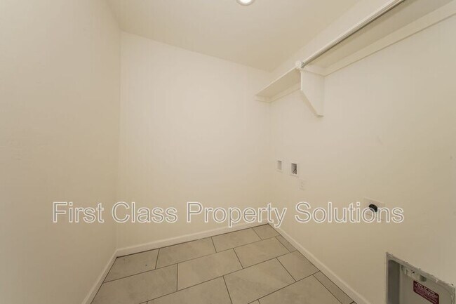 Building Photo - 19916 Stovall Dr