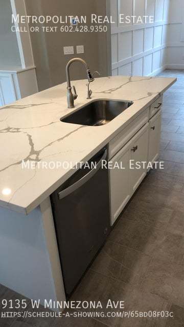 Building Photo - 9135 W Minnezona Ave