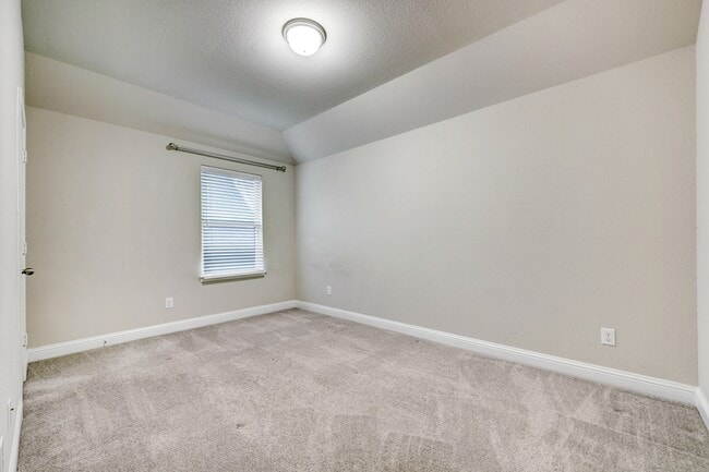 Building Photo - 3602 Bosc Dr