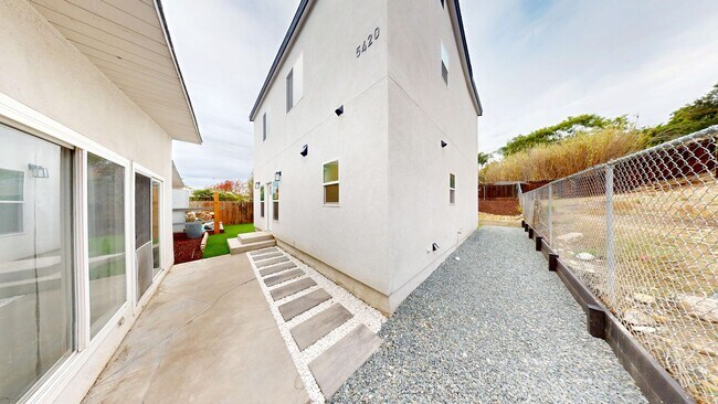 Building Photo - Newly Built house on Baja!