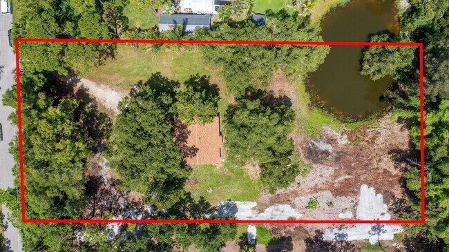 Building Photo - 11735 150th Ct N