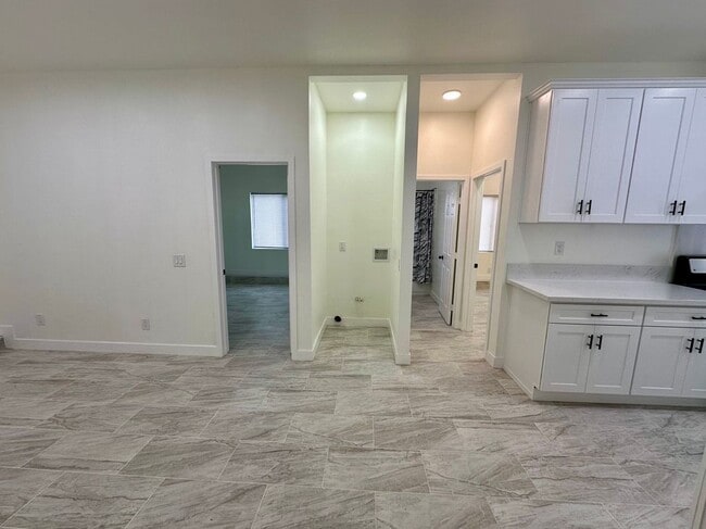 Building Photo - 11911 Sunstone Ct