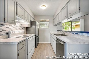 Building Photo - 2105 Darwin Dr