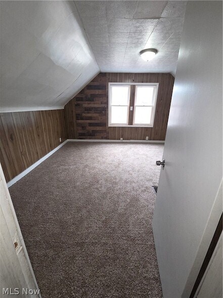 Building Photo - 3454 E 73rd St