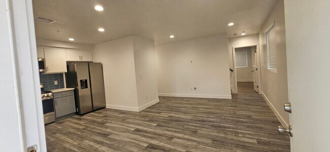 Building Photo - LANFRANCO(3743)