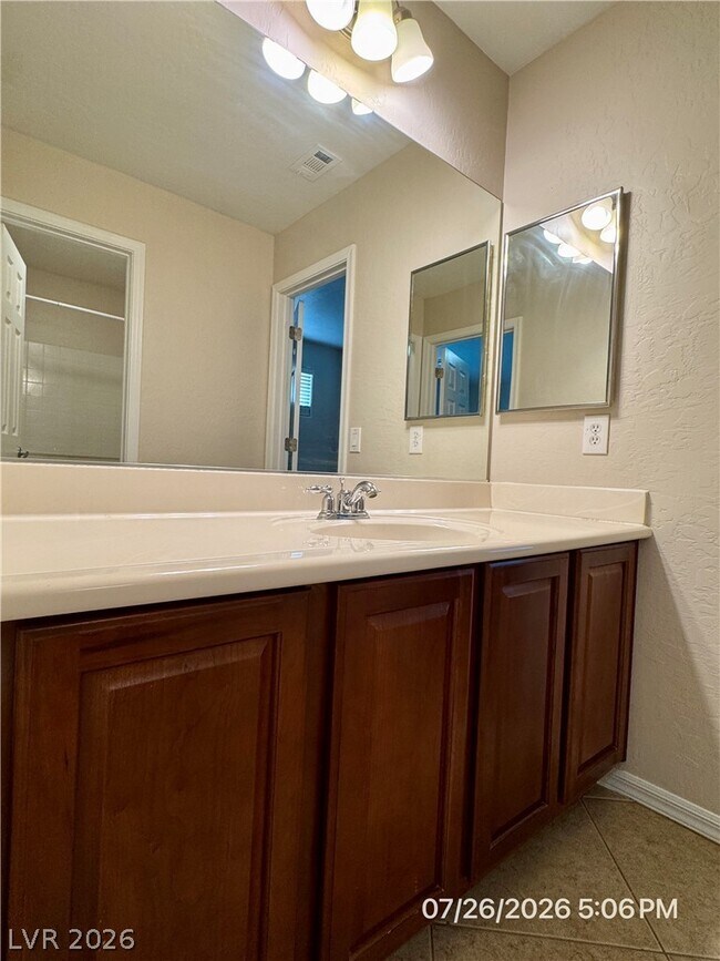 Building Photo - 6854 N Inca Jay Ct