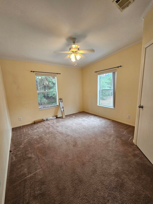 Building Photo - 307 Buckhorn Creek Rd